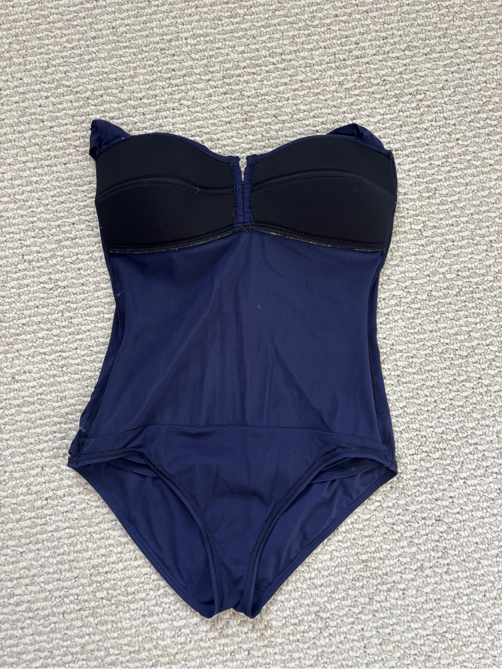 Tommy Bahama Women’s Size 12 Swimsuit One Piece Navy Blue Ruched Tie - Picture 9 of 12